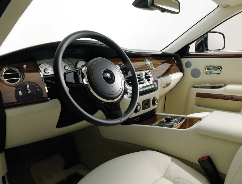 Illustration for article titled Rolls Royce 200EX Concept: Really Tiny, For A Roller